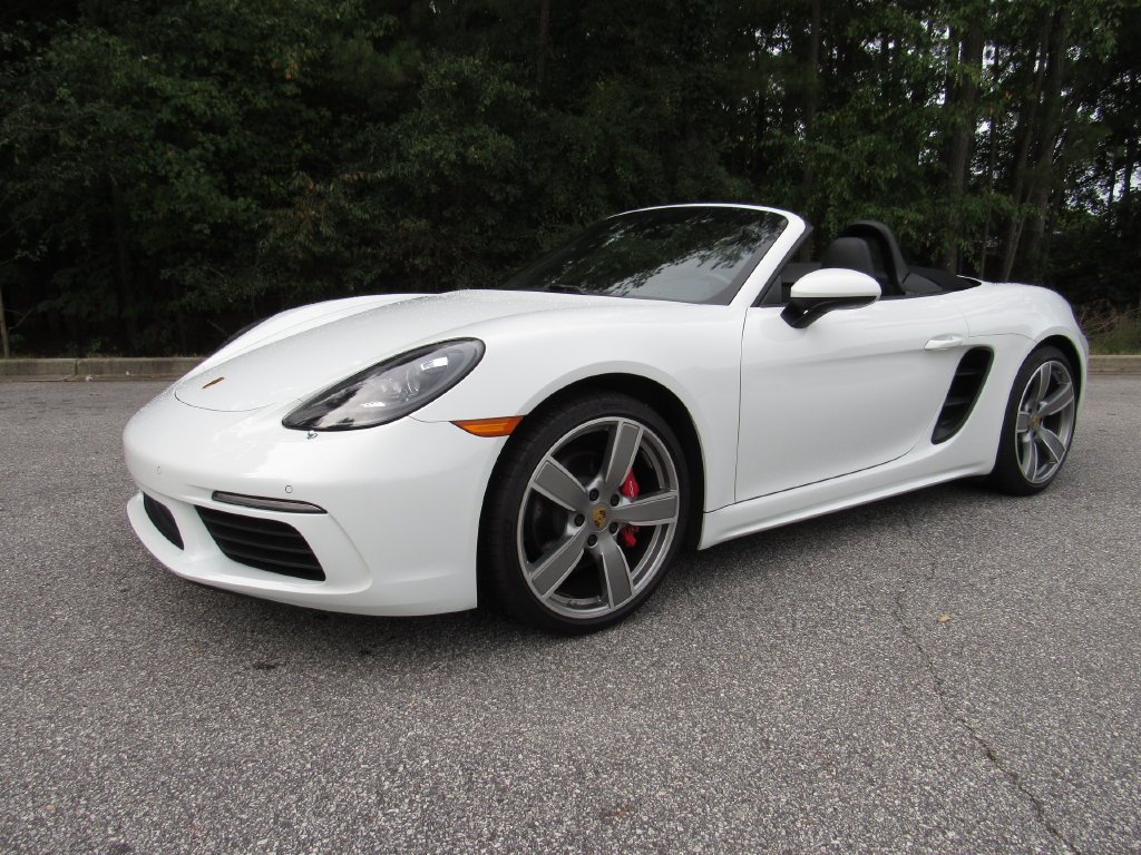 2025 Porsche 718