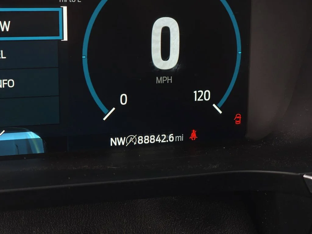 Used 2021 Gray Ford Lariat image 19