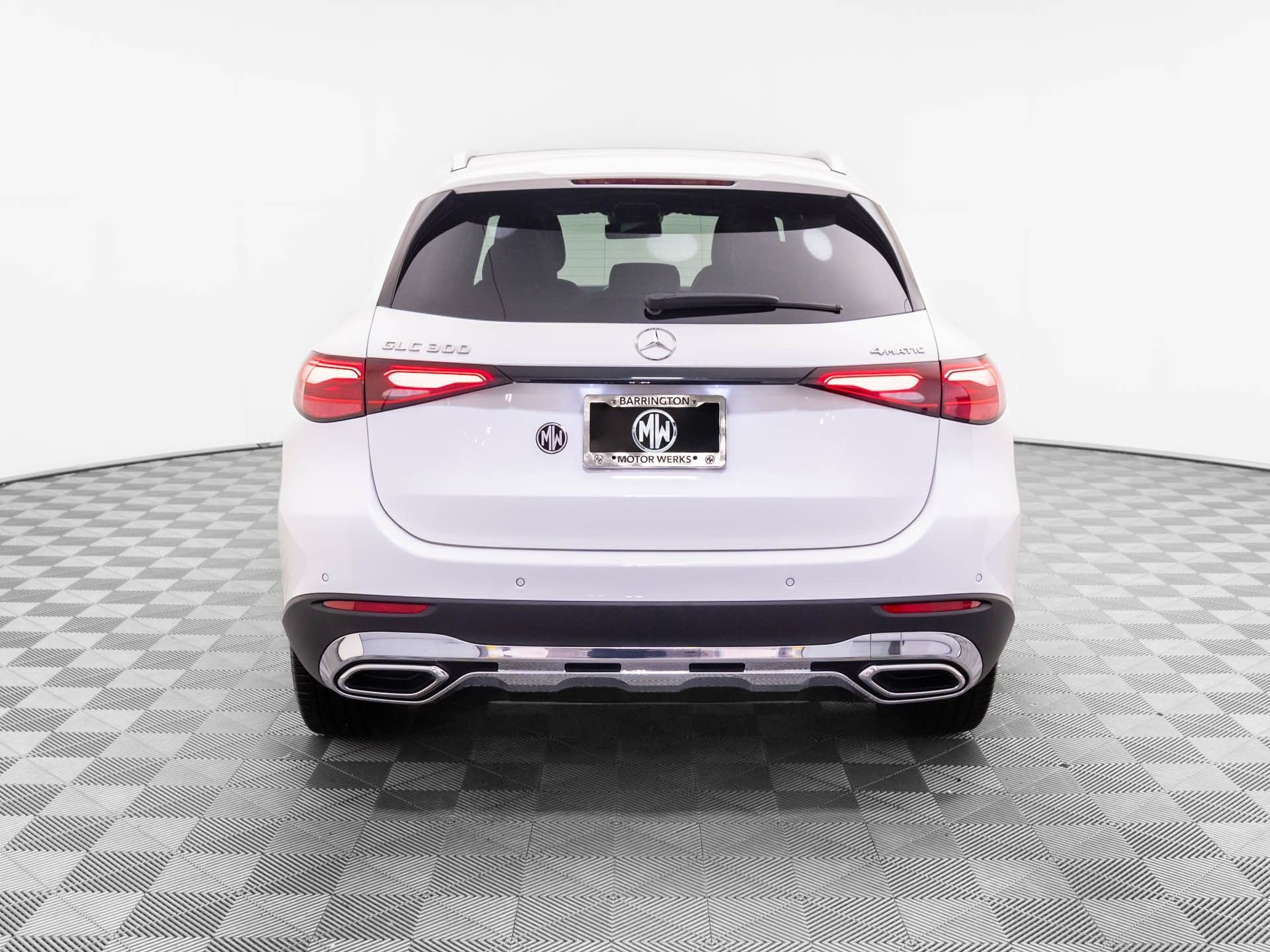Certified Used 2026 White Mercedes-Benz GLC 300 image 4