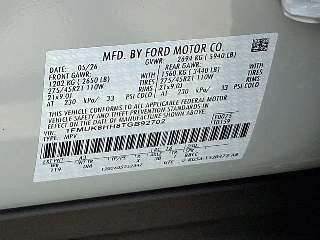 New 2026 Space White Metallic Ford Platinum image 14