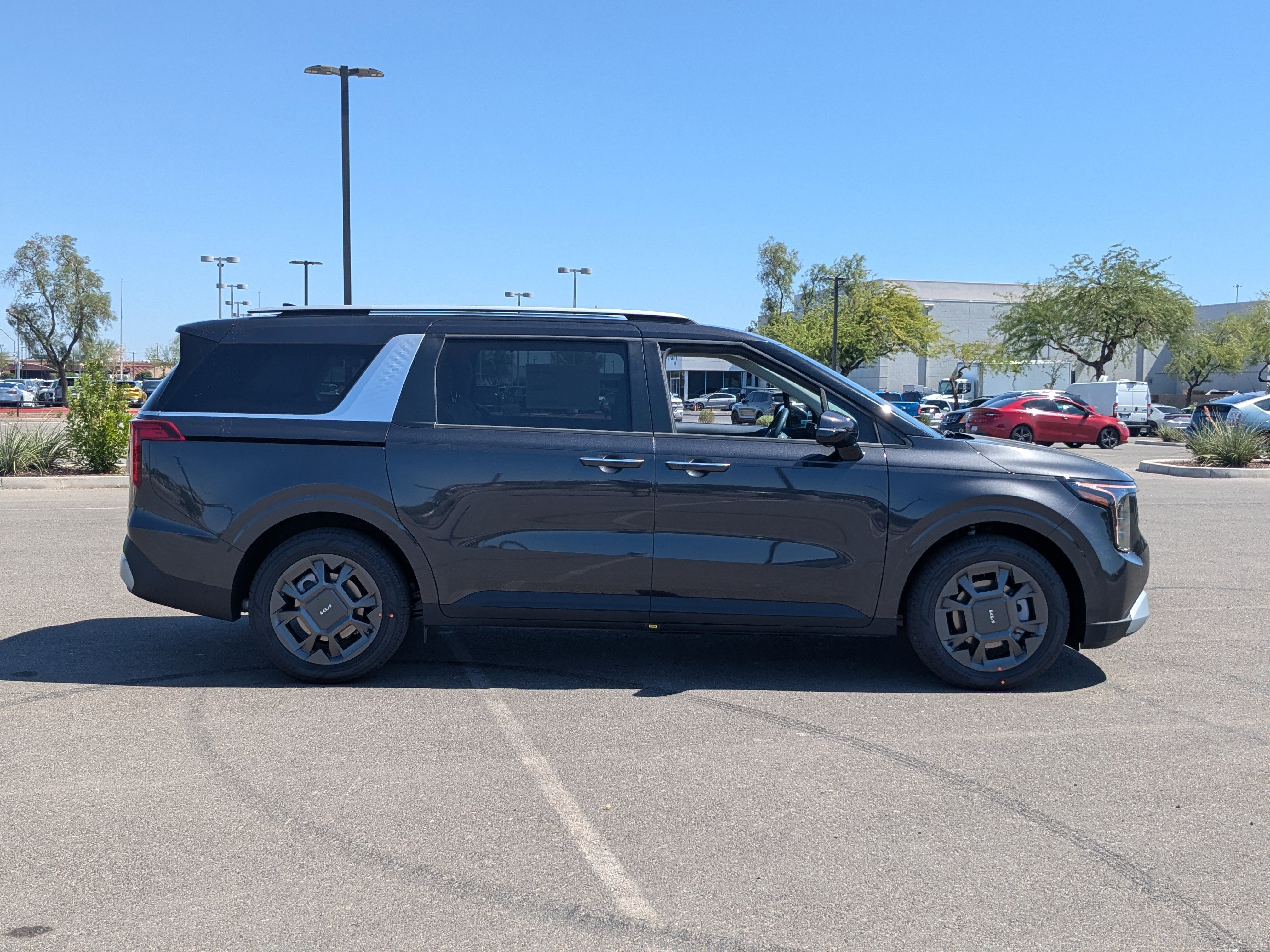 2026 Kia Carnival EX - Photo 6