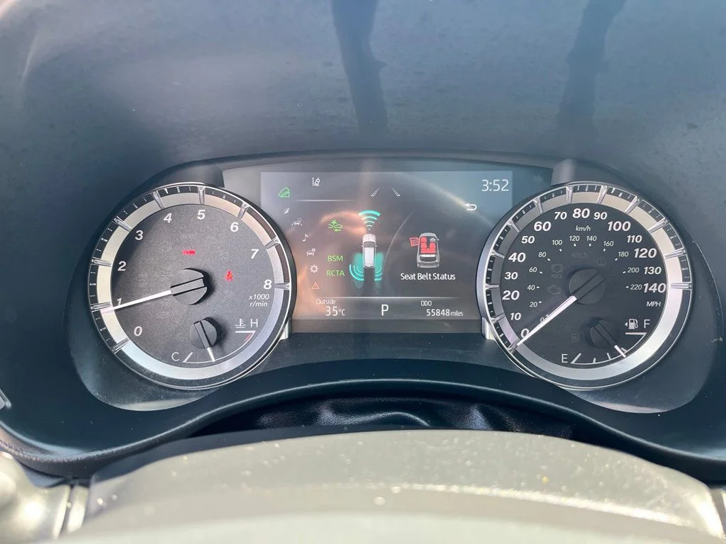 Used 2023 Black Toyota L image 17