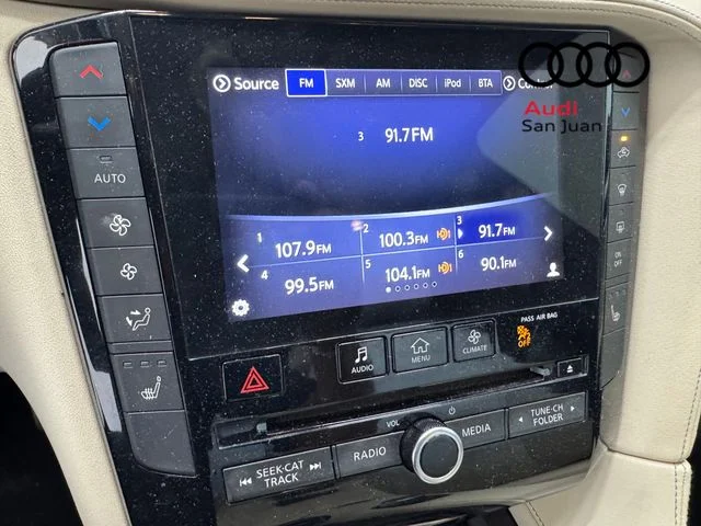Used 2019 Black INFINITI LUXE image 19