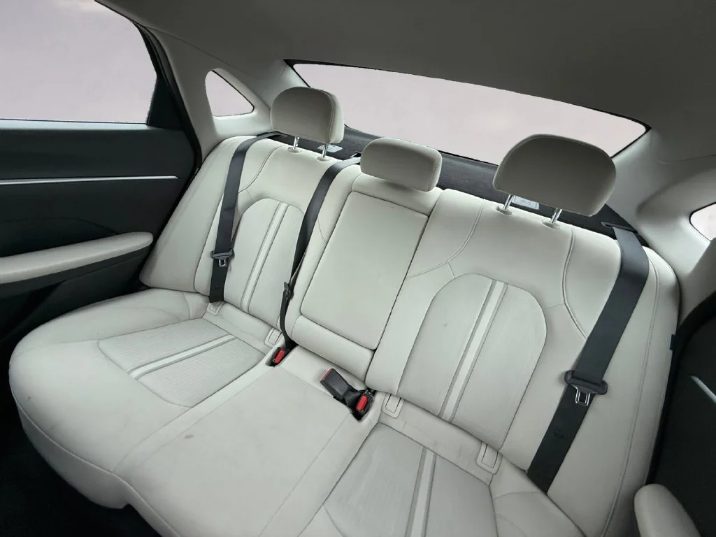 2025 Hyundai Sonata Hybrid SEL - Photo 16