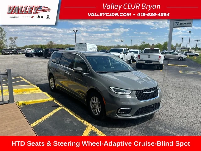 2023 Chrysler Pacifica Touring L