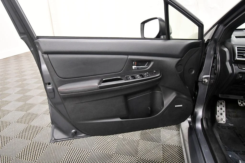 Used 2020 Gray Subaru Limited image 13