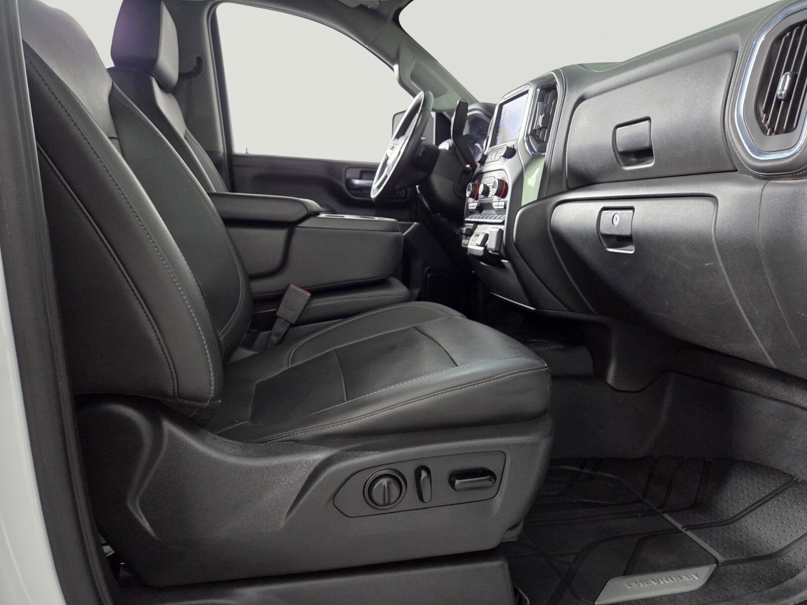 Used 2021 SUMMIT WHITE Chevrolet LTZ image 14