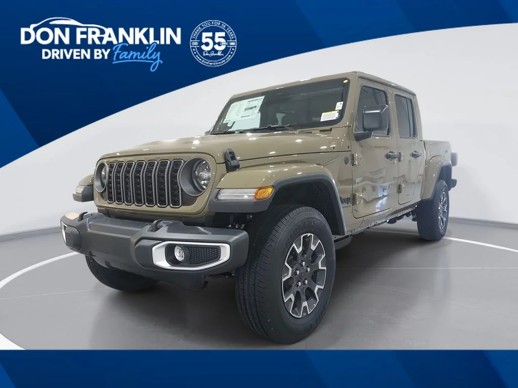 2026 Jeep Gladiator Sahara Auto's photo