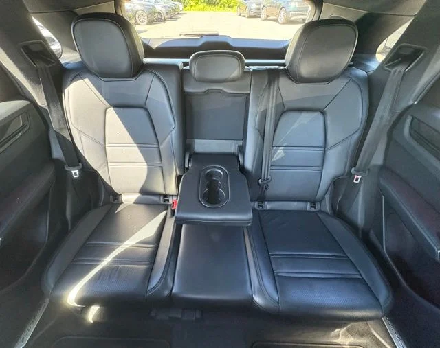 Used 2019 Black Porsche Base image 49