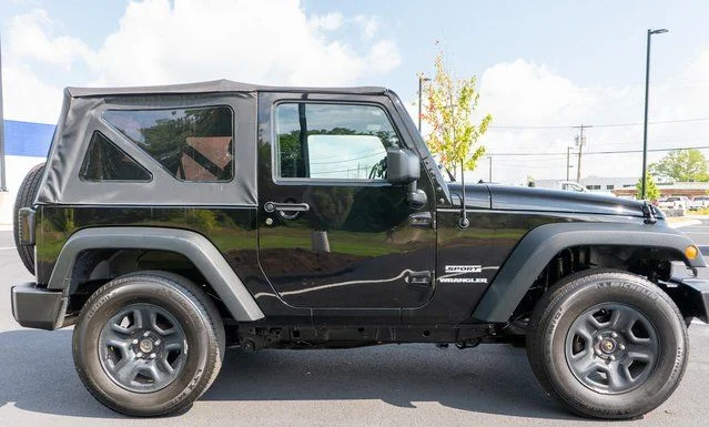 Used 2016 Black Jeep Sport image 5