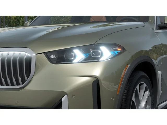 New 2026 Manhattan Green Metallic BMW xDrive50e image 6