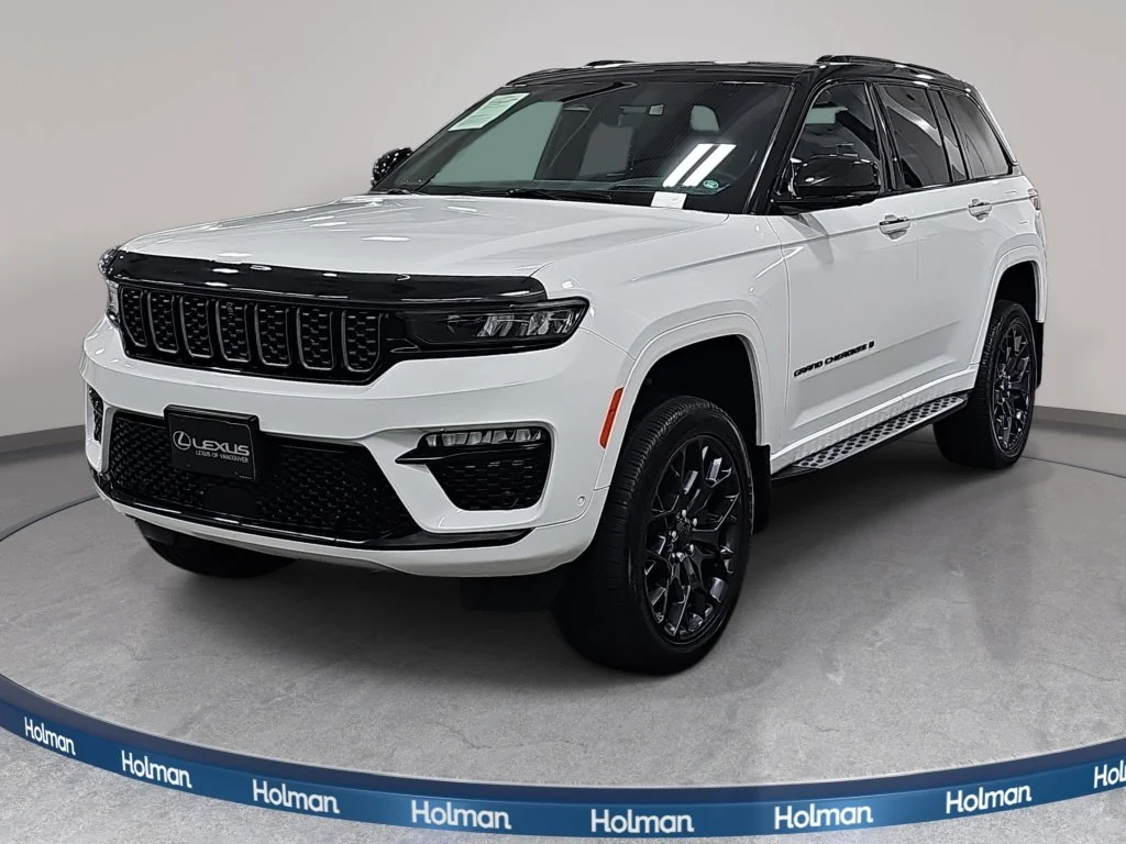 Used 2024 White Jeep Summit Reserve image 1