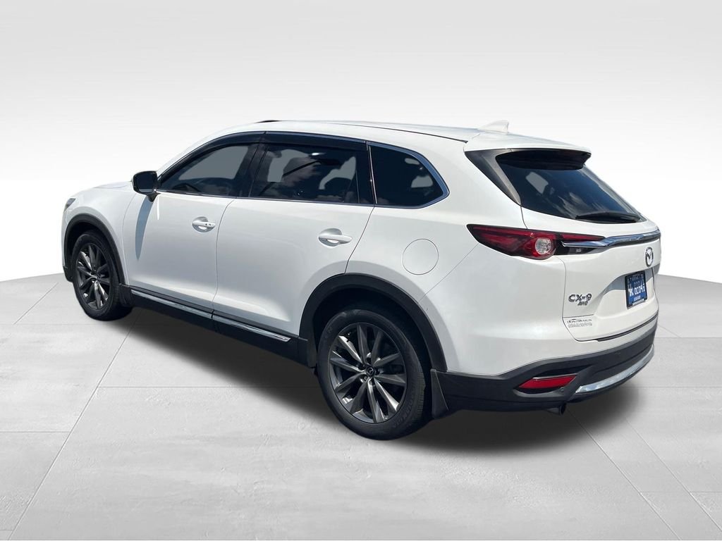 Used 2020 White Mazda Signature image 3