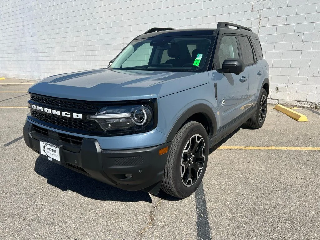 Pre-Owned 2025 Ford Bronco Sport Outer Banks