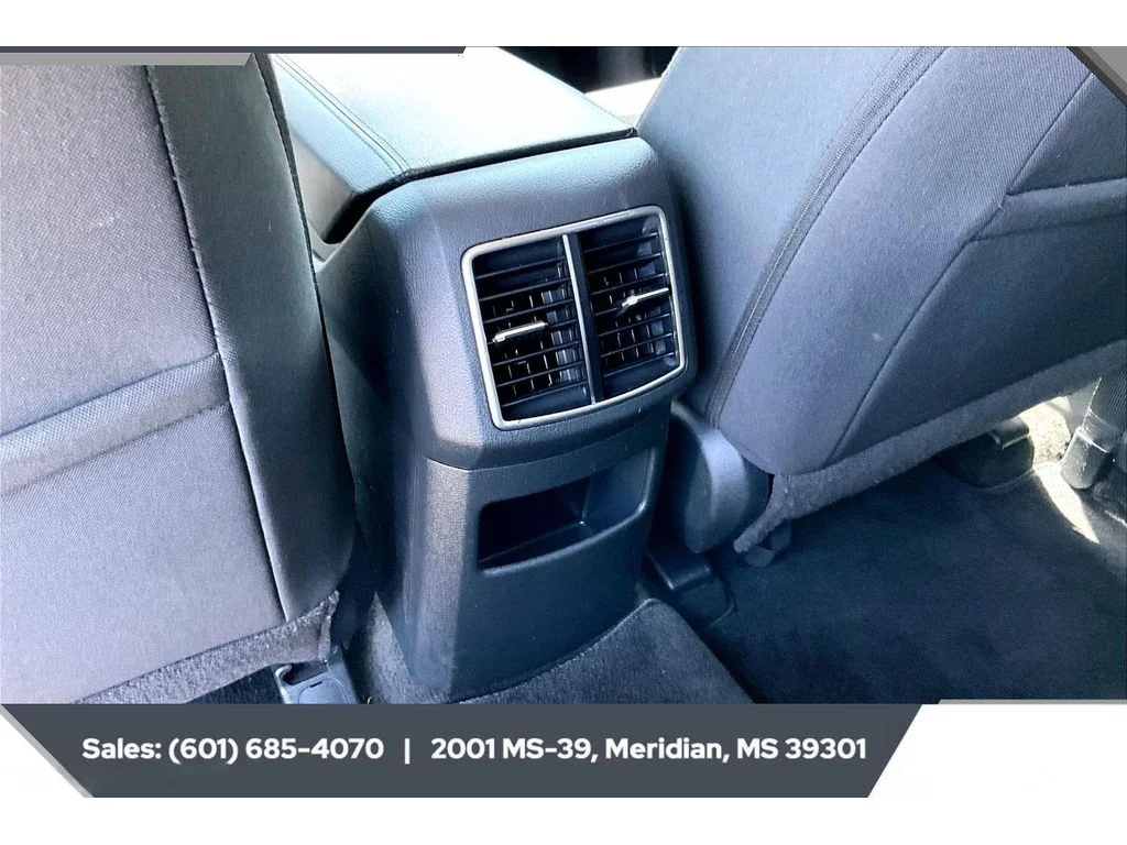 Used 2025 Fusion Black Kia LX image 24