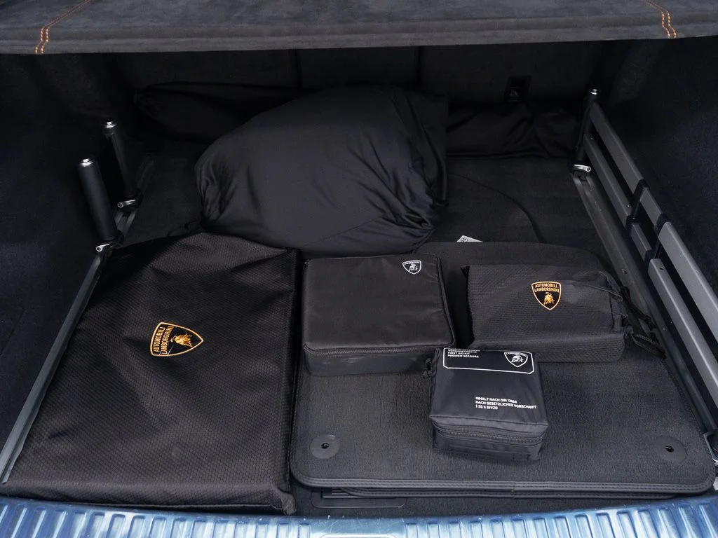 Used 2022 Blu Cepheus Lamborghini  image 45