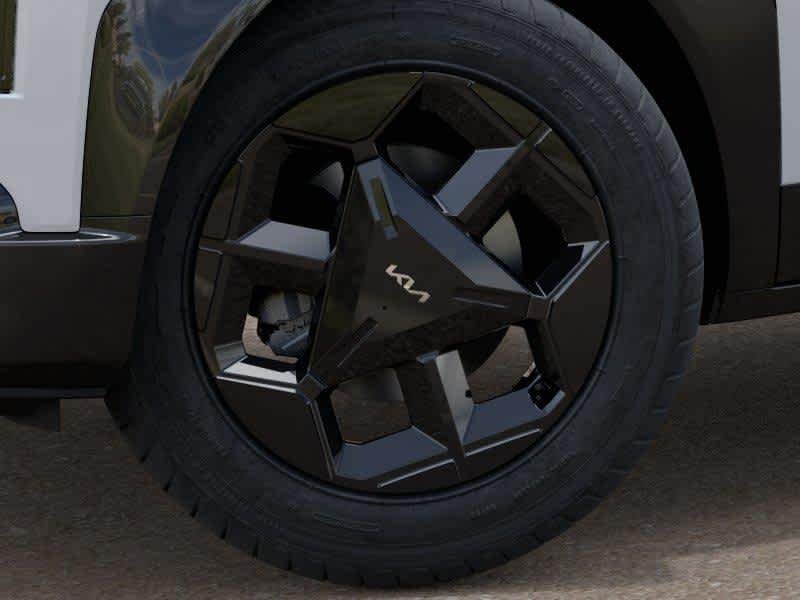 New 2027 Snow White Pearl/Black Roof Kia X-Line S image 9