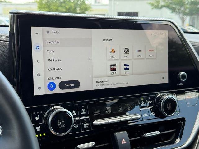 Used 2025  Toyota Platinum image 34