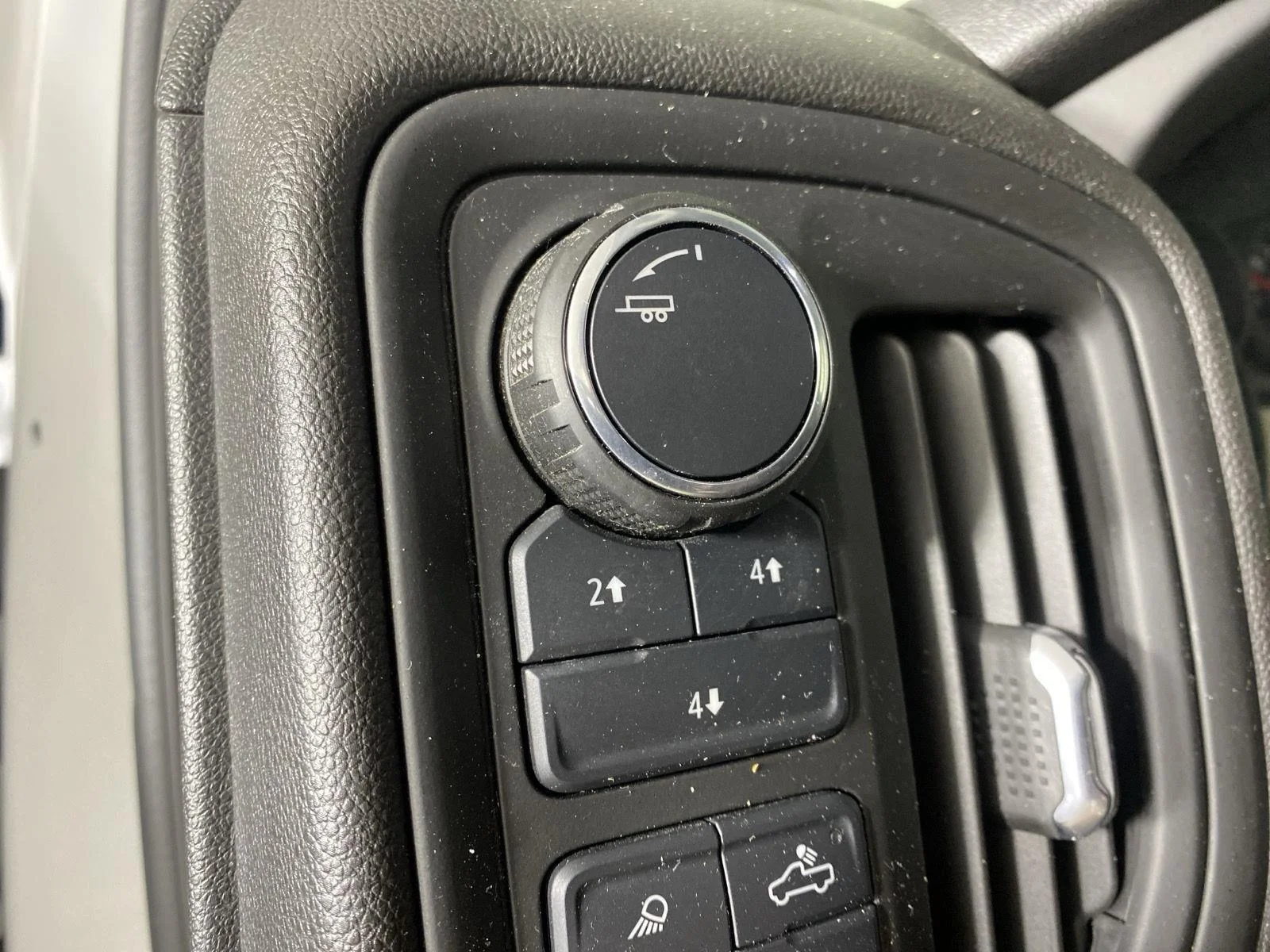 Used 2025 Summit White Chevrolet Work Truck image 19