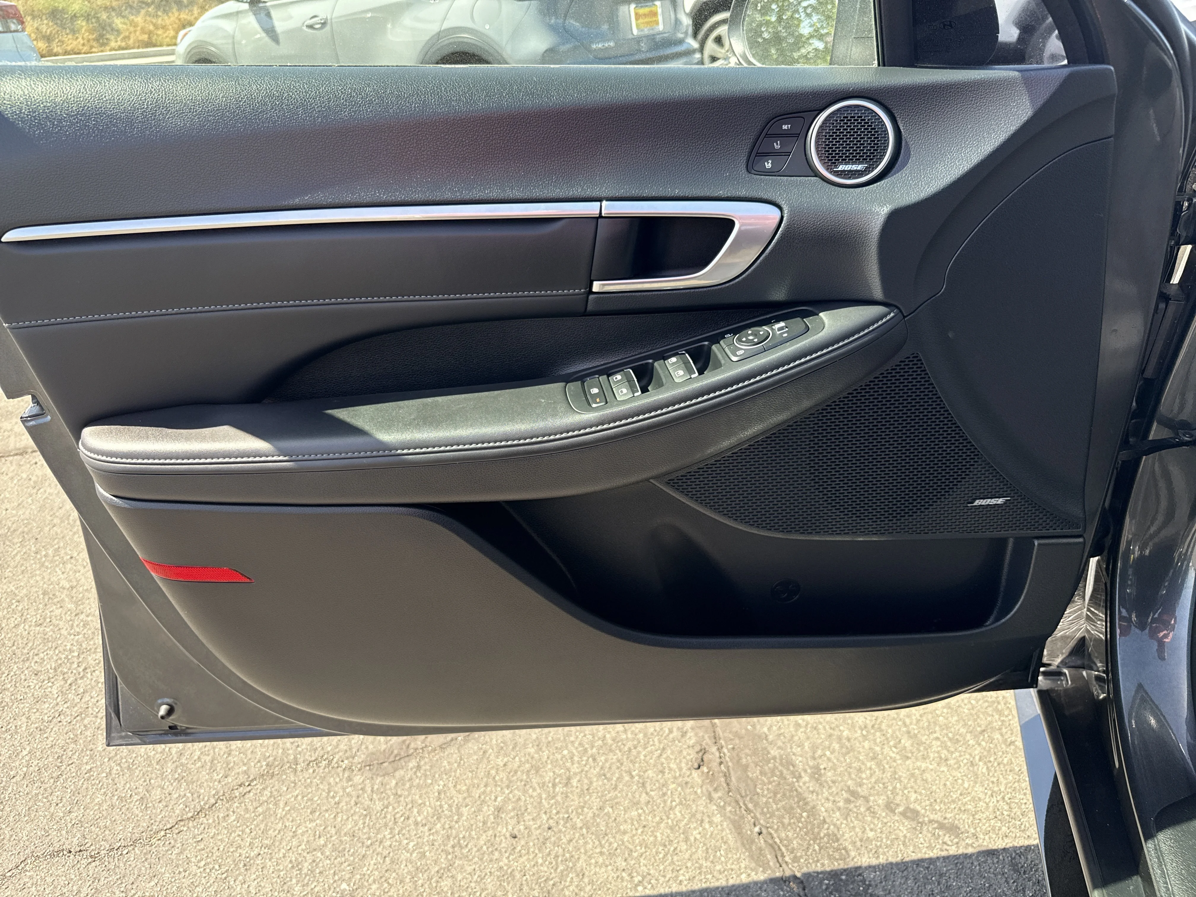 Used 2022 Portofino Gray Hyundai Limited image 11