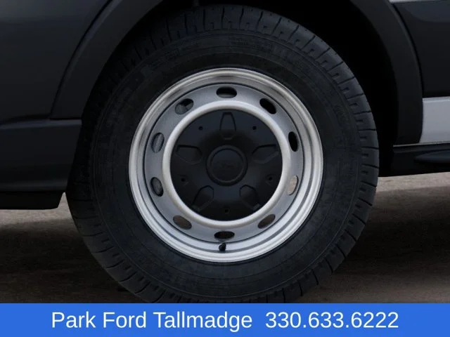 New 2027 White Ford Base image 19