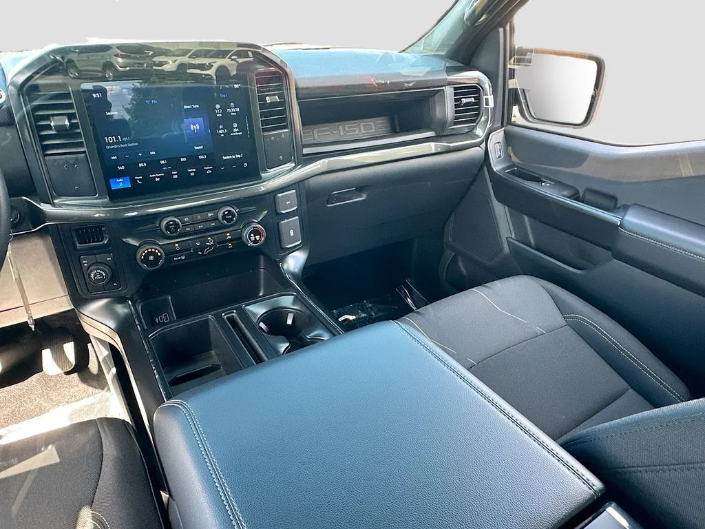 Used 2025 Gray Ford STX image 21