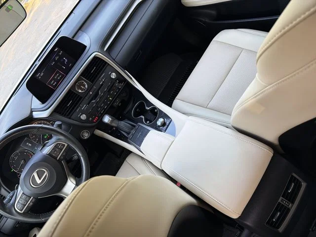 Used 2022 White Lexus 350 image 20