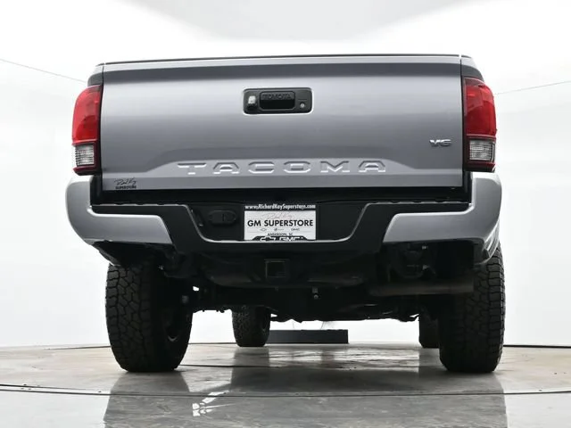 Used 2022 Celestial Silver Metallic Toyota SR5 image 25