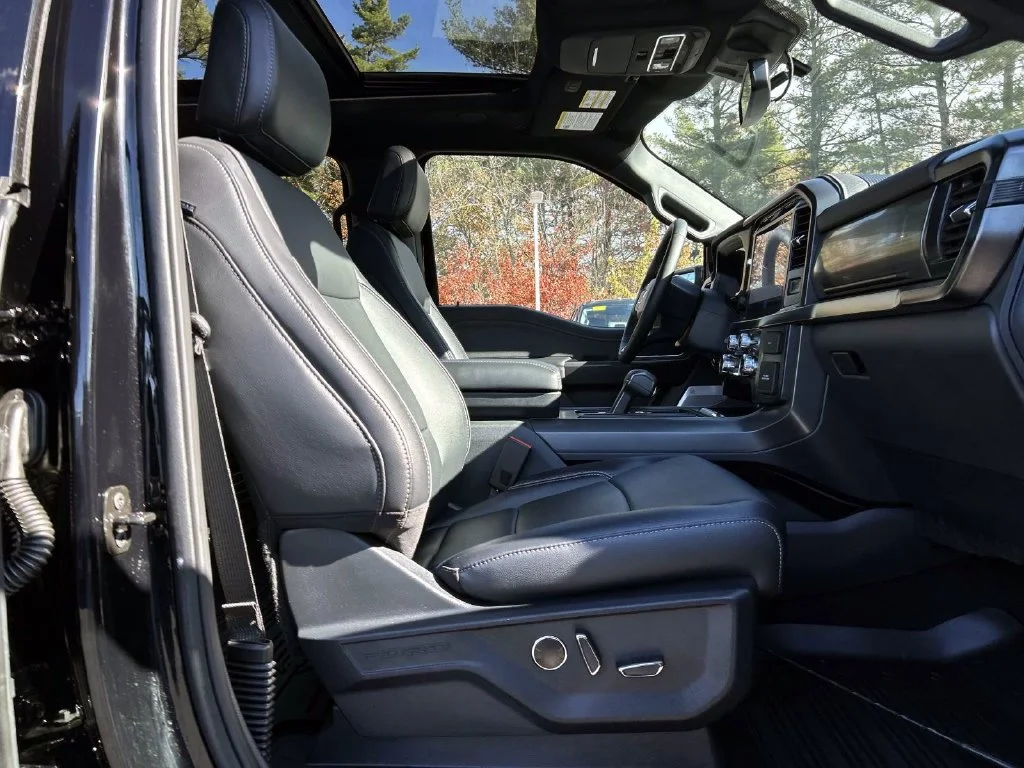 Used 2026 Agate Black Metallic Ford Lariat image 19
