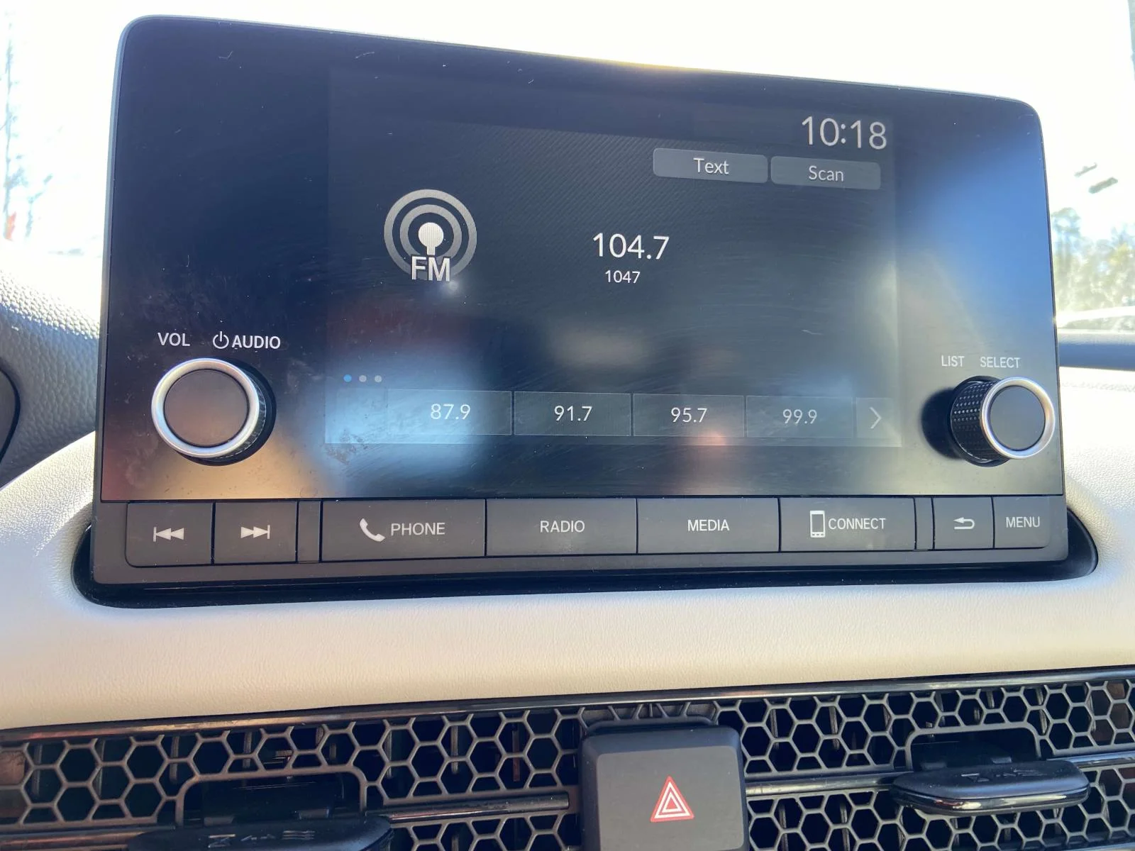 Used 2024 White Honda LX 2WD CVT image 19