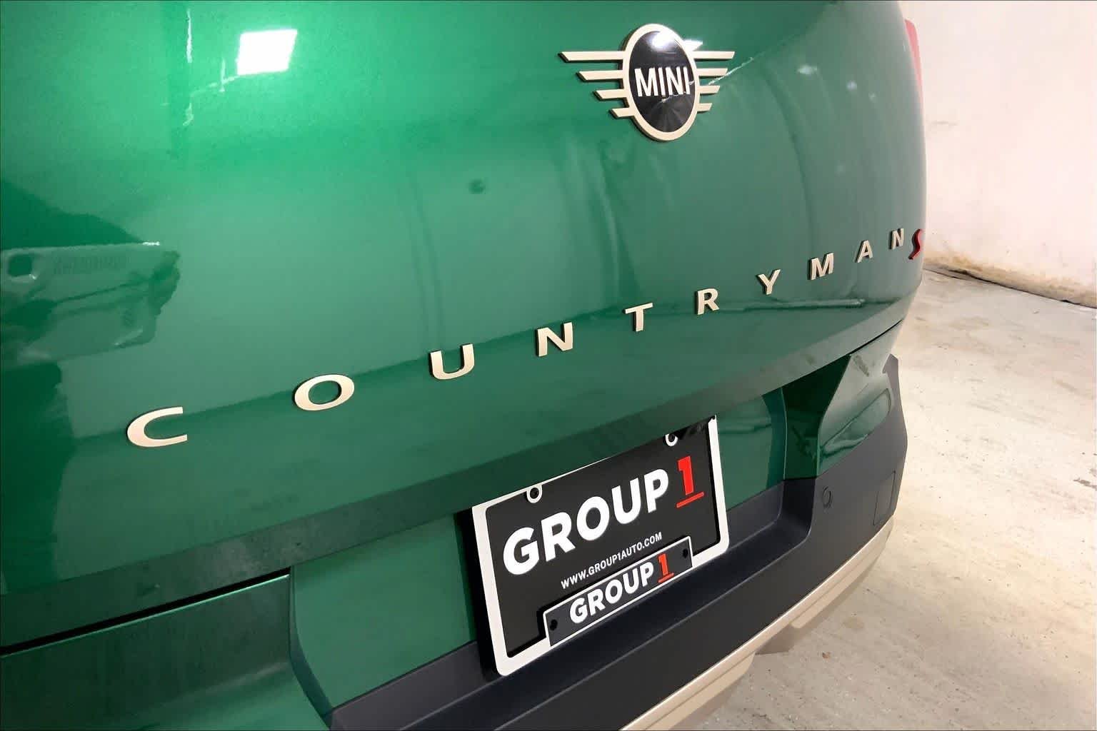 Certified Used 2025 British Racing Green IV Metallic MINI S image 9