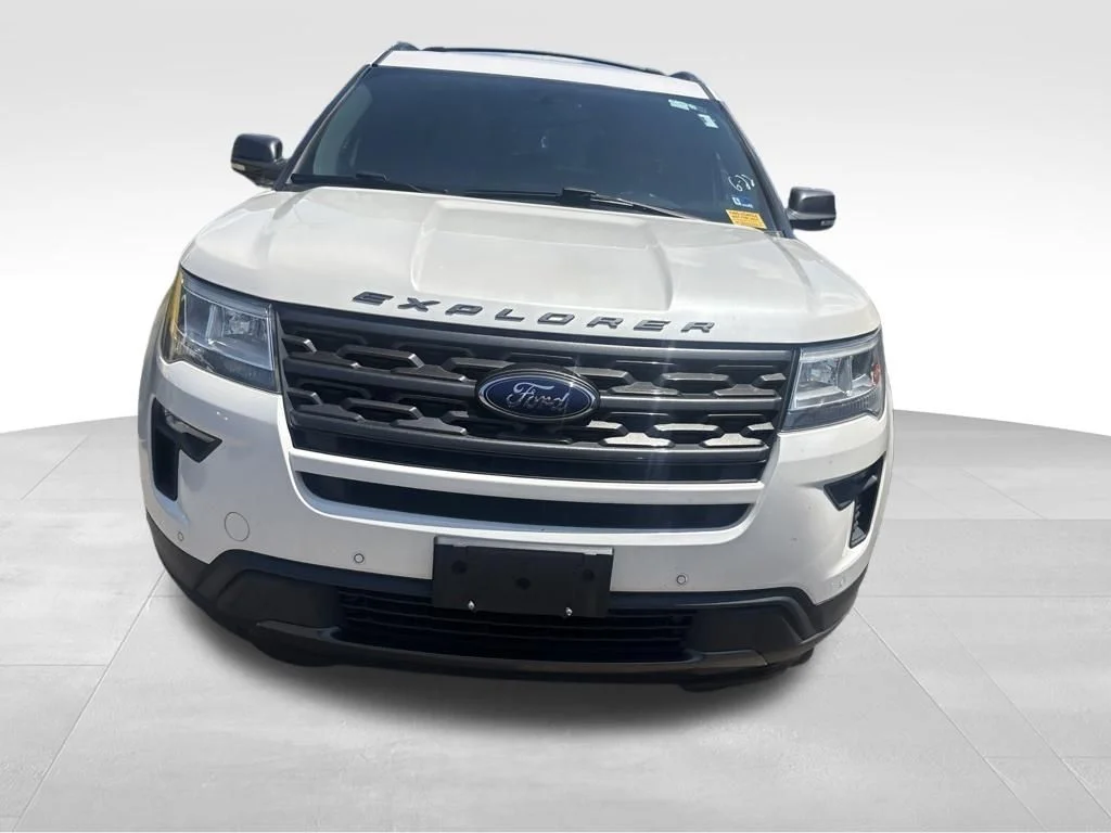 Used 2018 White Ford XLT image 4