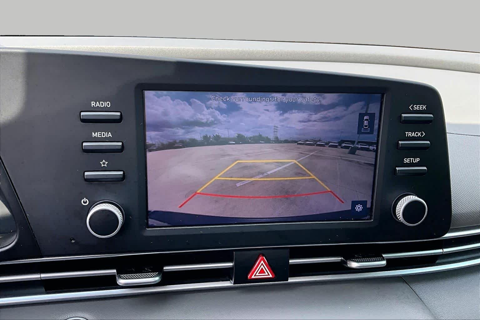 Used 2023 Phantom Black Hyundai SEL image 27