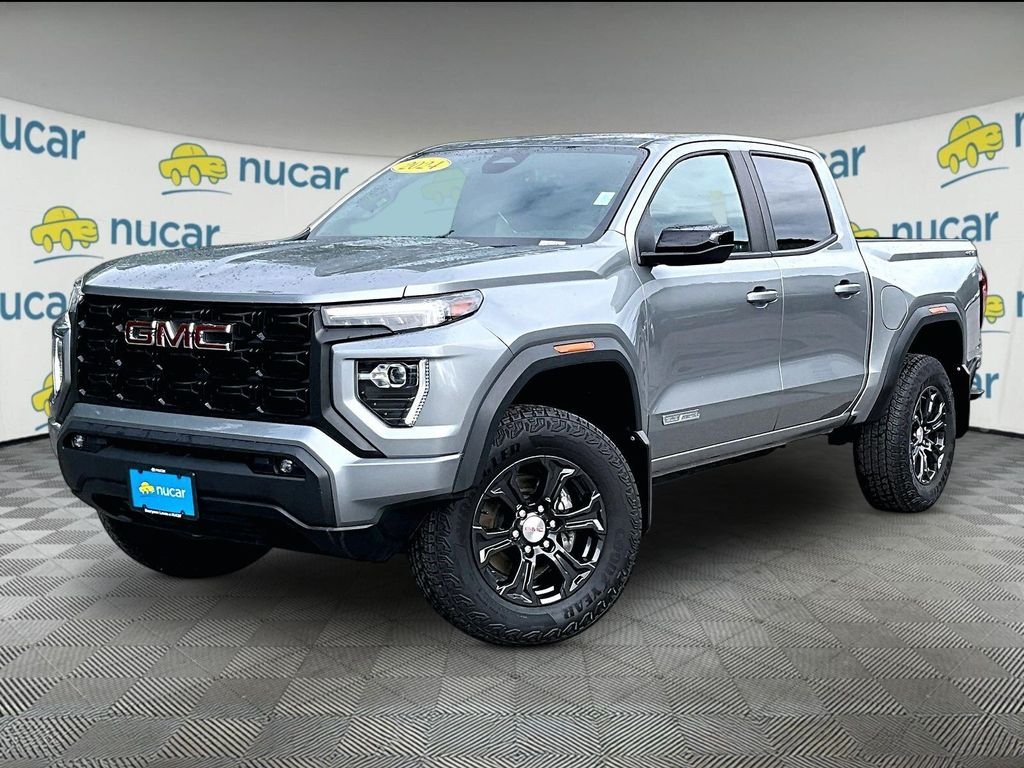 Used 2024 Gray GMC Elevation image 3