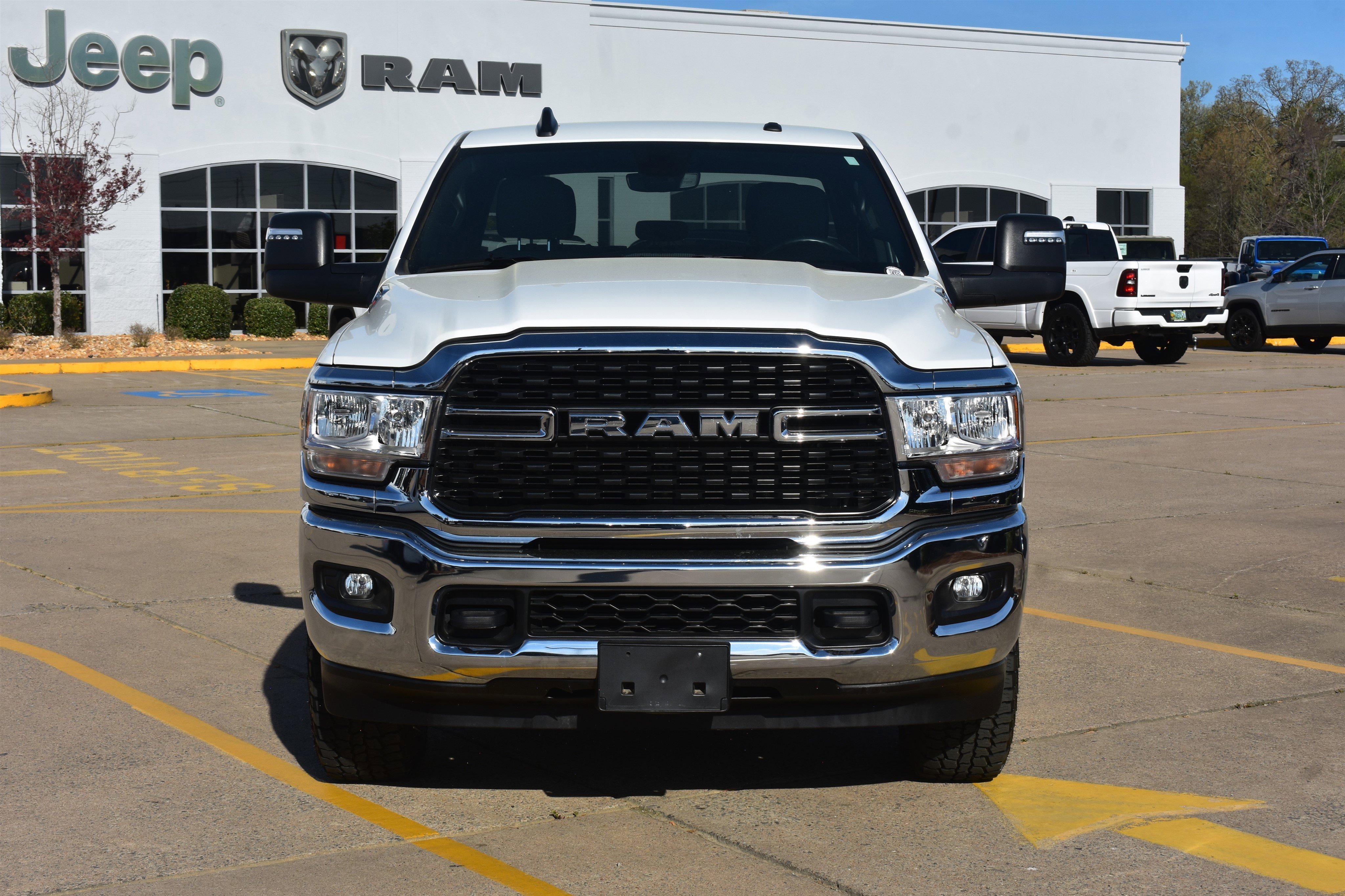 Used 2024 RAM Ram 3500 Pickup Big Horn with VIN 3C63R3HL5RG339078 for sale in Little Rock
