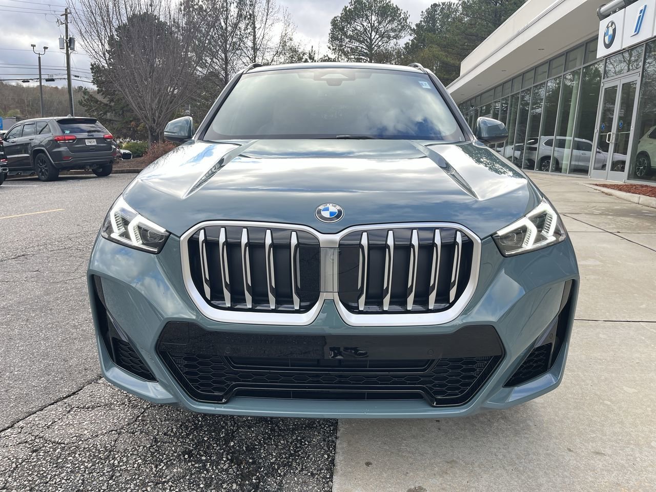 Used 2026 Cape York Green Metallic BMW xDrive28i image 10