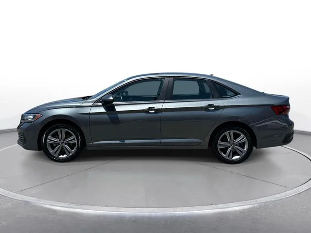 Used 2024 Gray Volkswagen 1.5T SE image 5