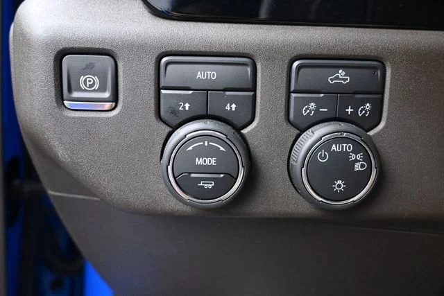 Used 2025 Blue Chevrolet LT image 30