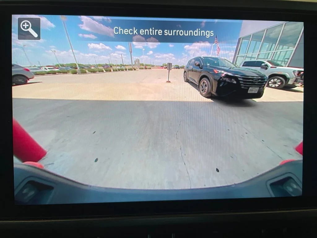 Used 2026 White Jeep Mojave image 10