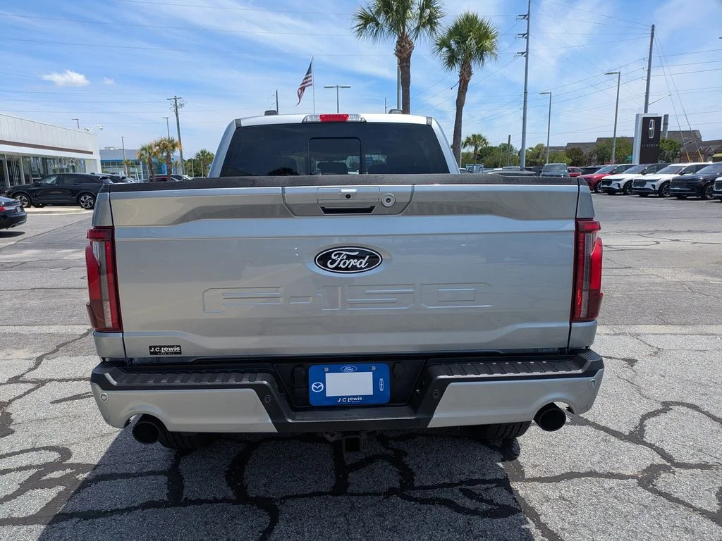 New 2026 Iconic Silver Metallic Ford Lariat image 5