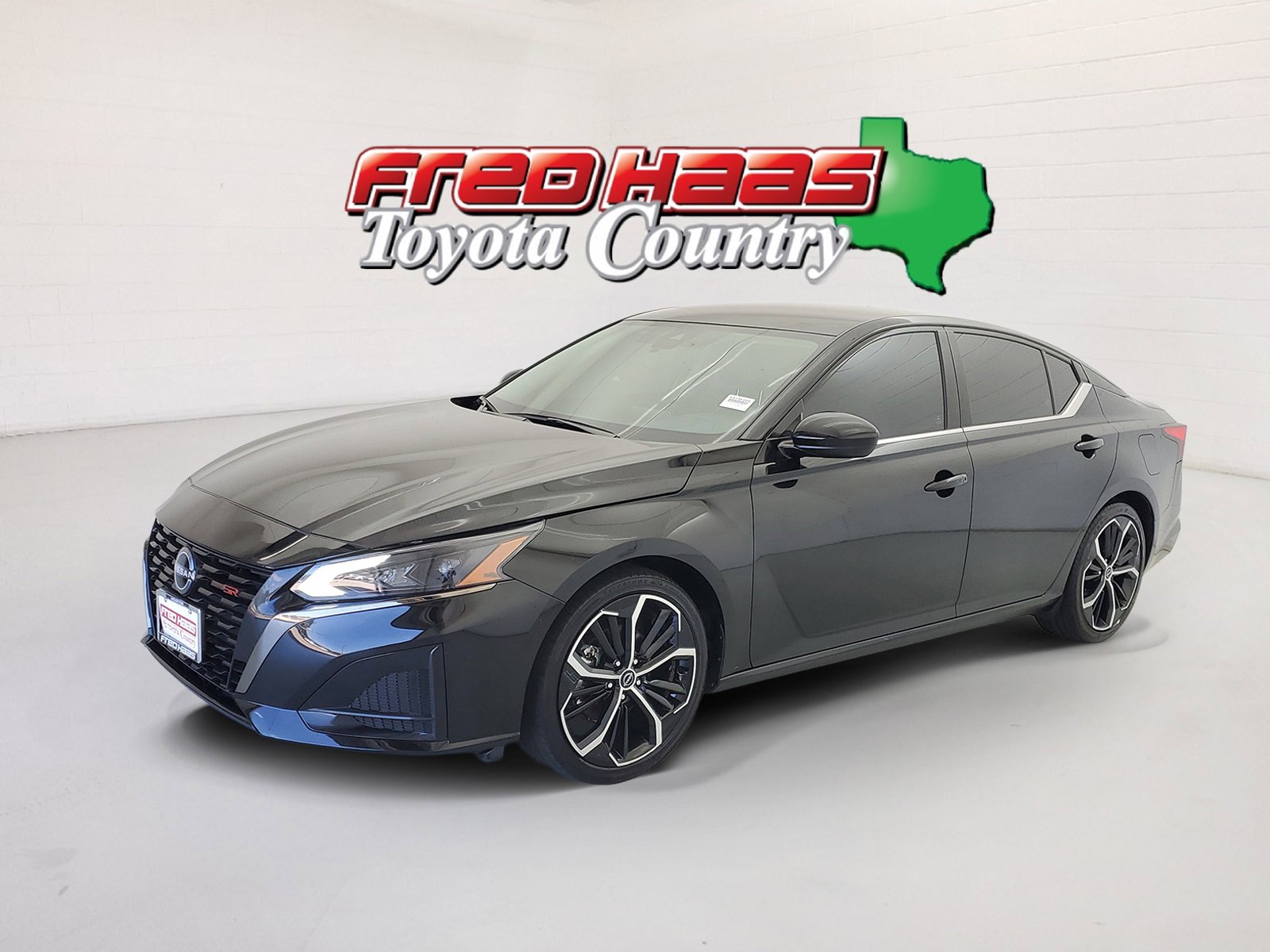 2024 Nissan Altima 2.5 SR's photo