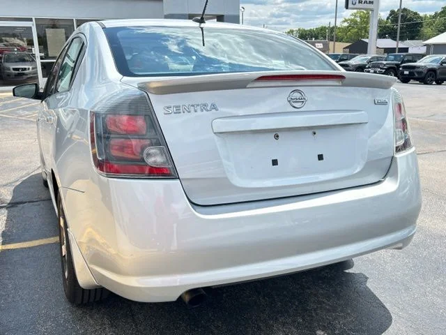Used 2012 Silver Nissan 2.0 SR image 7