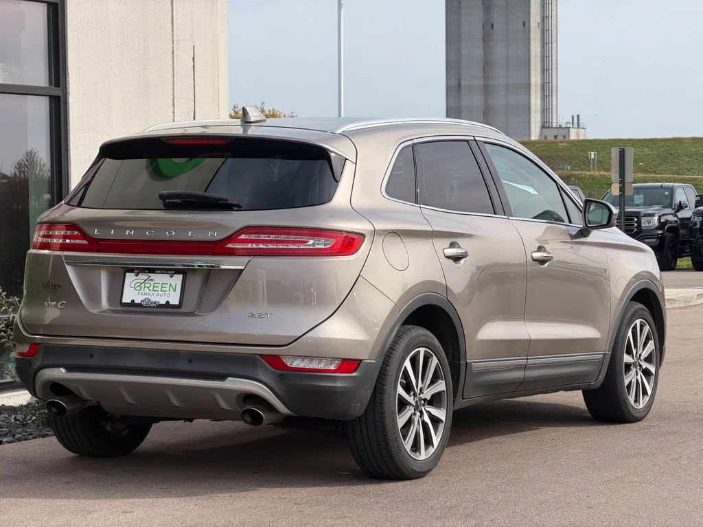 Used 2019 Brown Lincoln Reserve image 2