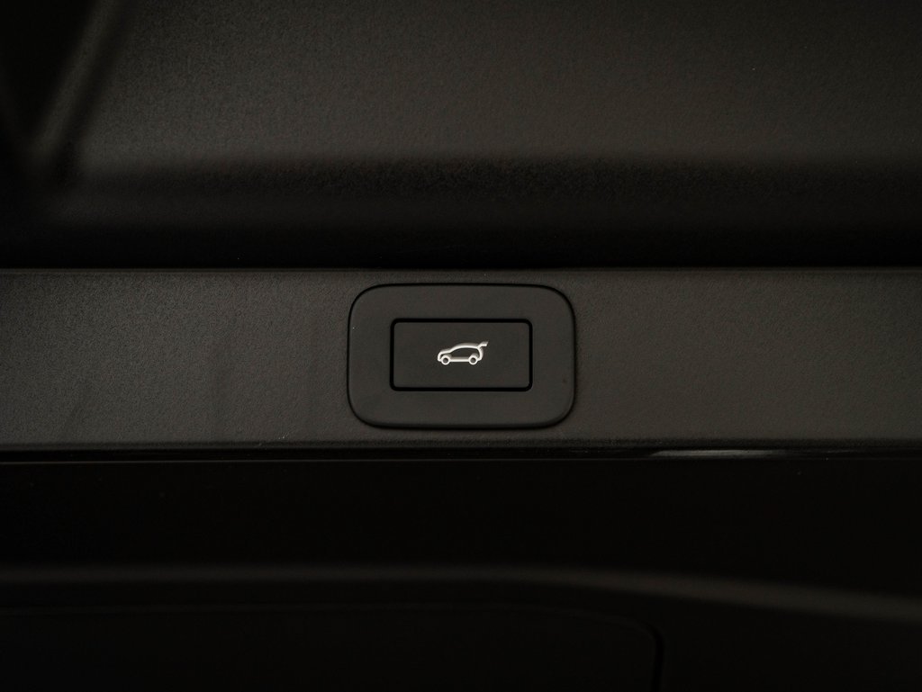 2026 Land Rover Range Rover SE - Photo 20