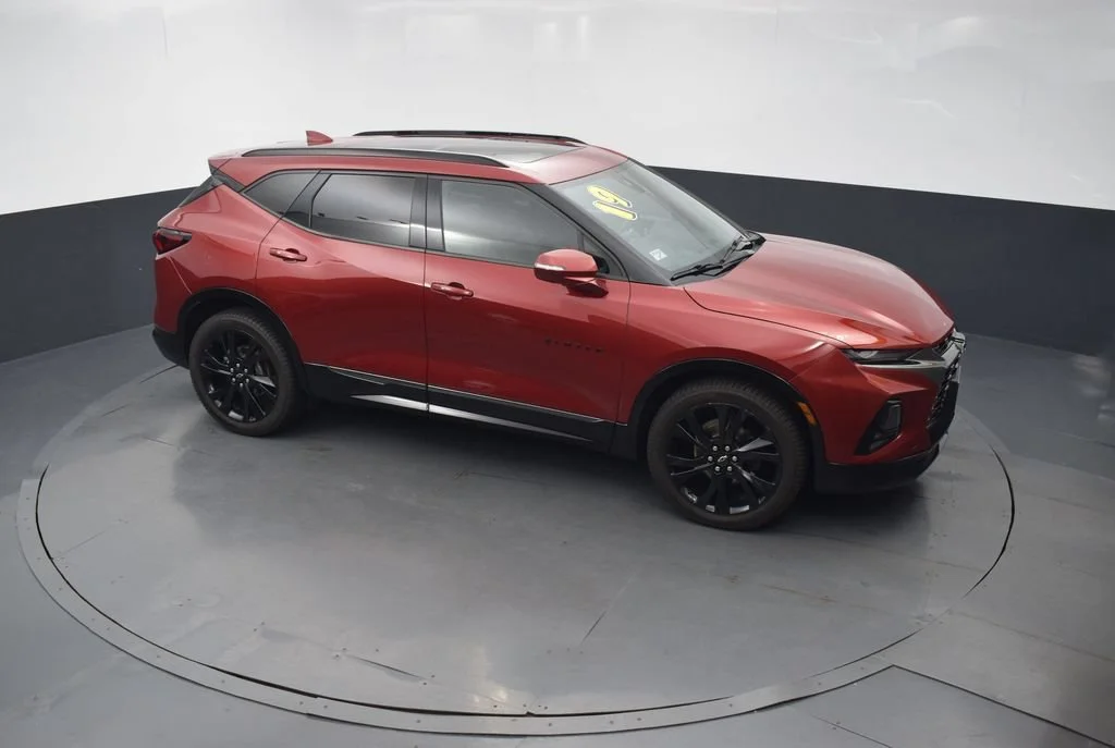 Used 2019 CAJUN RED TINTCOAT Chevrolet RS image 47