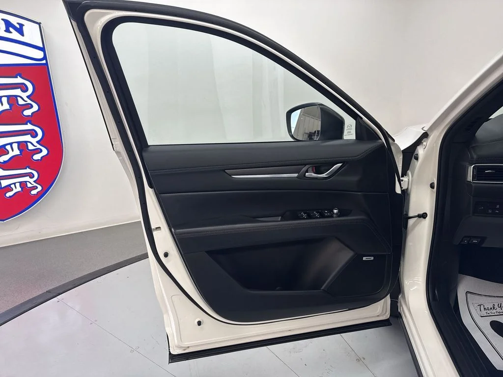 Used 2025 White Metallic Mazda 2.5 Turbo Premium image 14