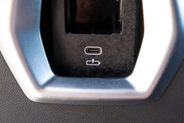 2023 BMW XM Base - Photo 41