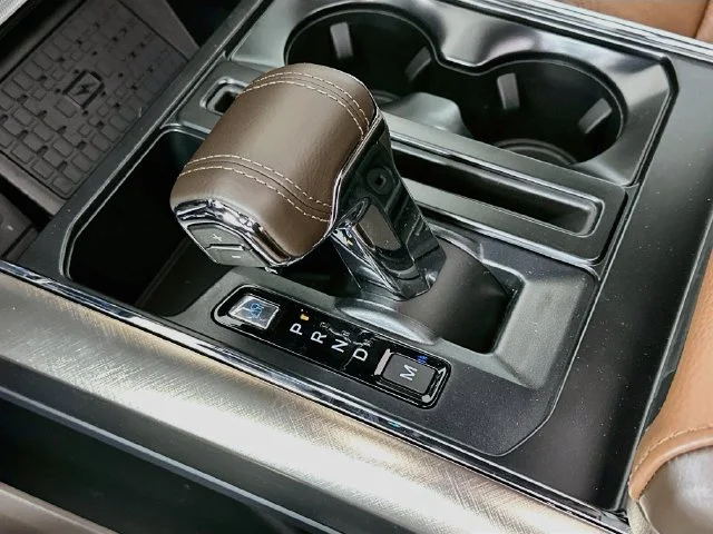 New 2026 Agate Black Metallic Ford King Ranch image 17