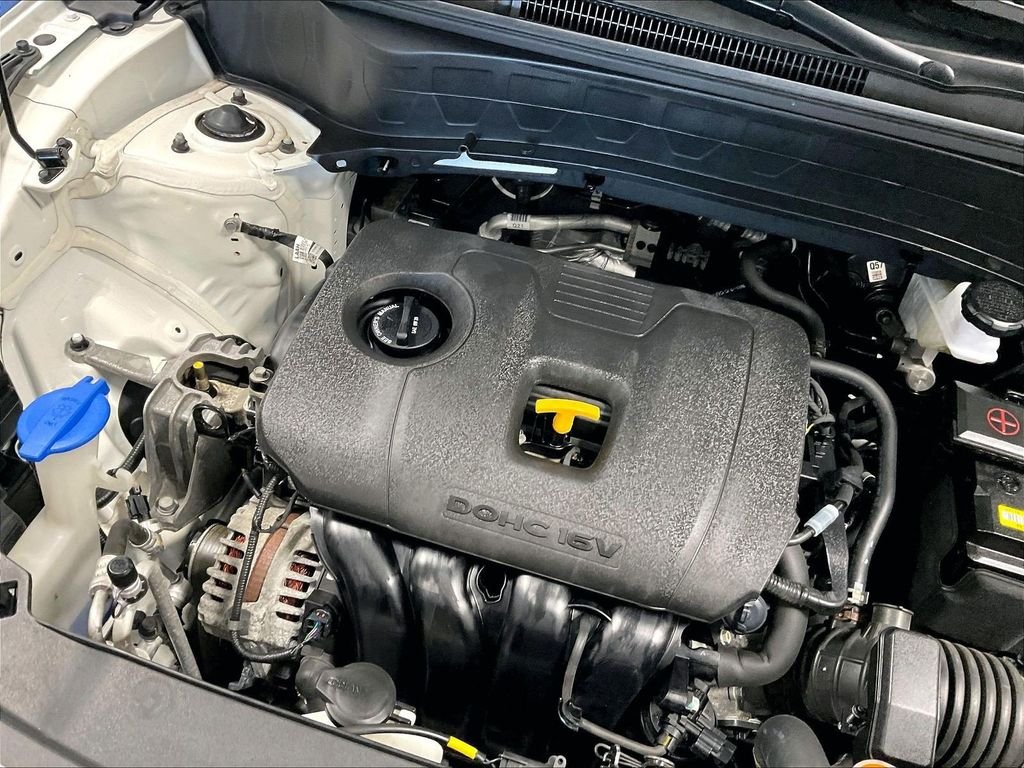 Used 2024 White Kia LX image 35