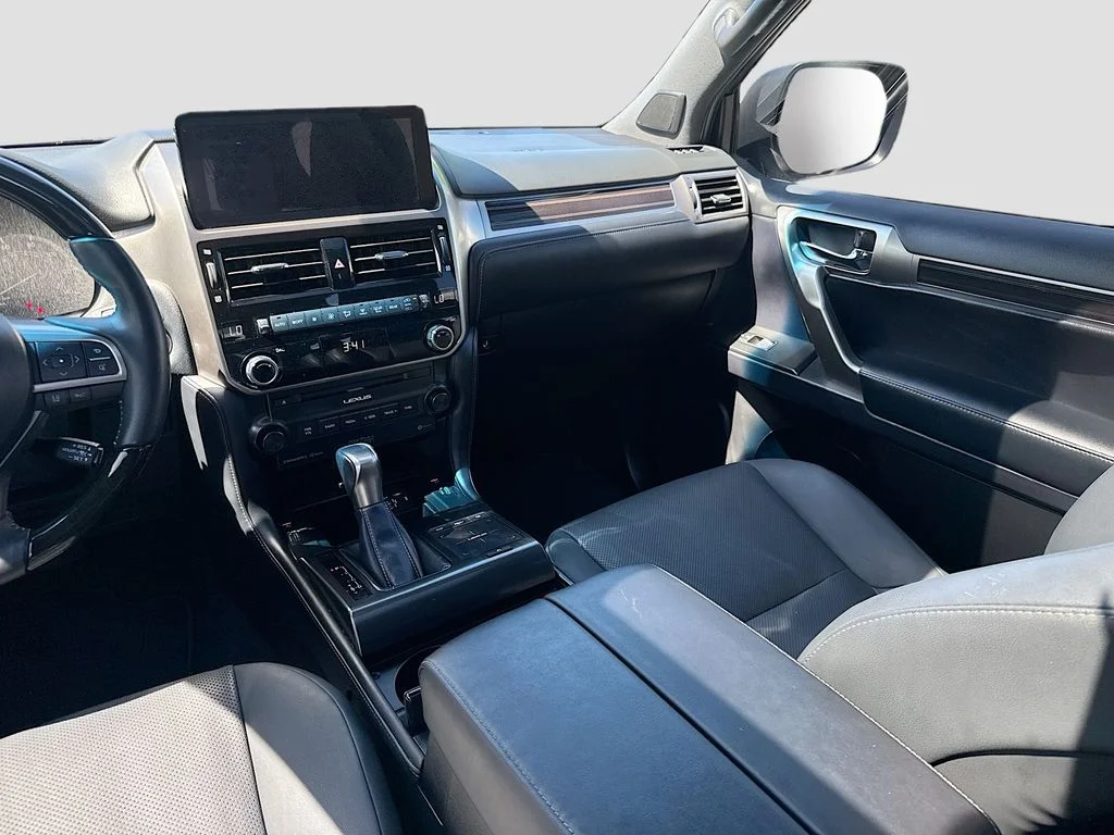 Used 2023 Gray Lexus 460 image 25